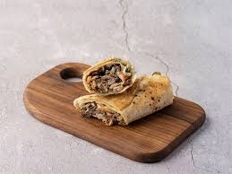 ساندوتش شاورما ميكس